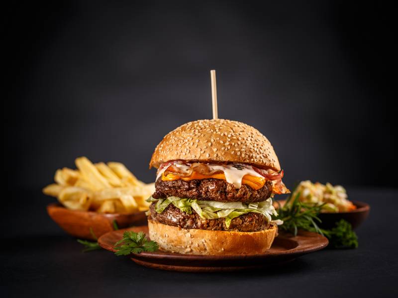 What Sets the Top Burgers Near Me Apart From the Rest?